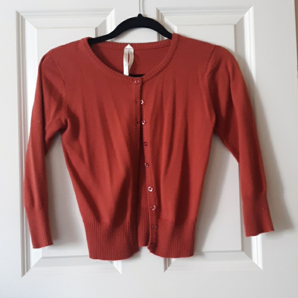 2 Sweater Bundle Active Basic Size Small - Picture 5 of 7